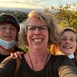 Meet your Posher, Denise